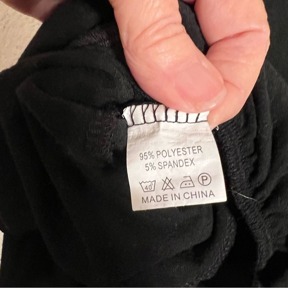 Black Sleeveless Button Front Ruffled Hem Sundress - Picture 8 of 12